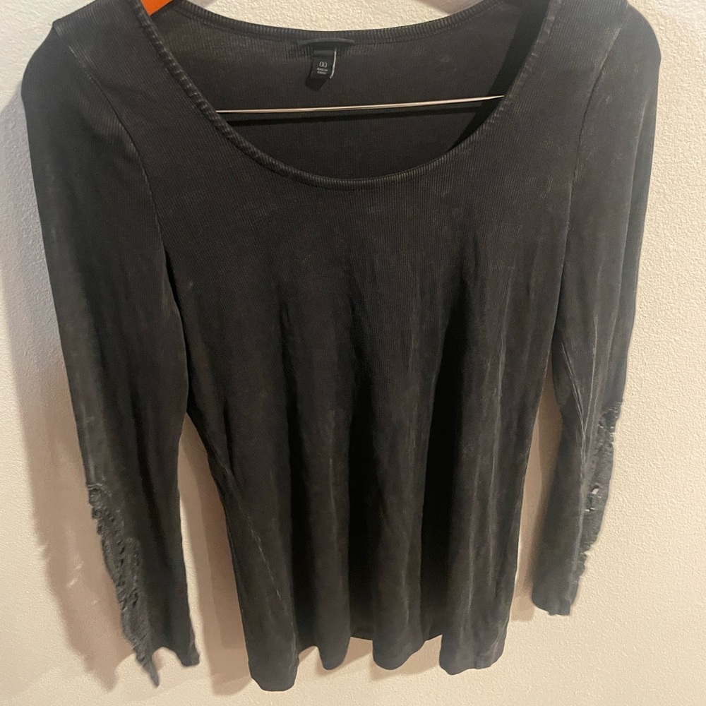 Torrid Black Classic Long Sleeve Top With Embroidery‎ Size Large